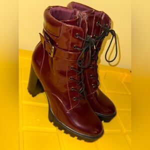 Women's Burgundy Lace-Up Ankle Boots